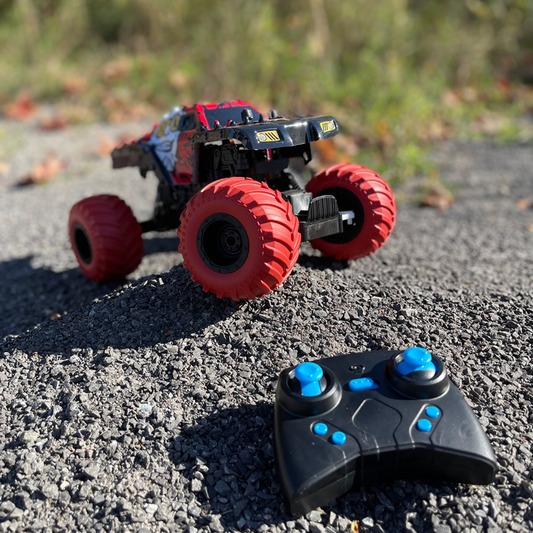 Kinnaga RC Monster Truck with LED Lights